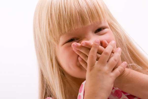 запах ацетона изо рта у ребенка при температуре