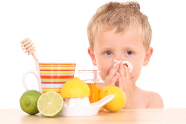 чем лечить ребенка при простуде с температурой