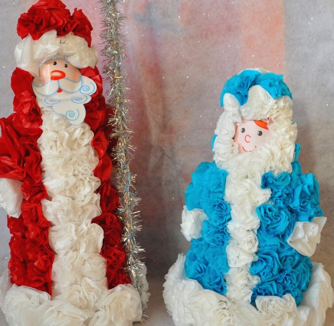 Дед Мороз и снегурочка из салфеток